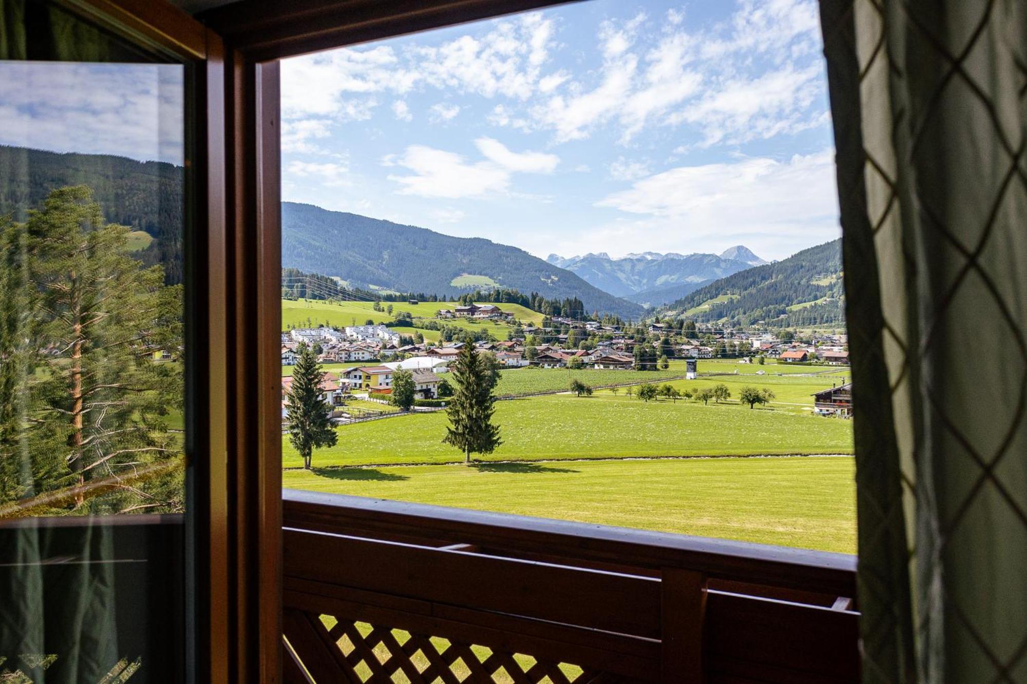 Ferienhaus Altenmarktblick อัลเทนมาร์คท์ อิม พองเงา ภายนอก รูปภาพ